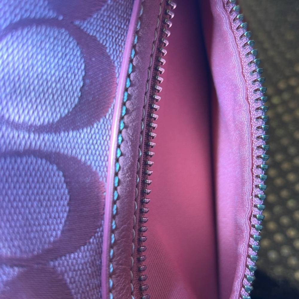 Coach Vintage Pink Jacquard Crossbody Bag Approx. 10 x 11  CO5K-9362 - Picture 15 of 17
